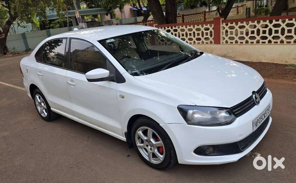 Volkswagen Vento 1.6 Highline Plus 16 Alloy, 2013, Diesel