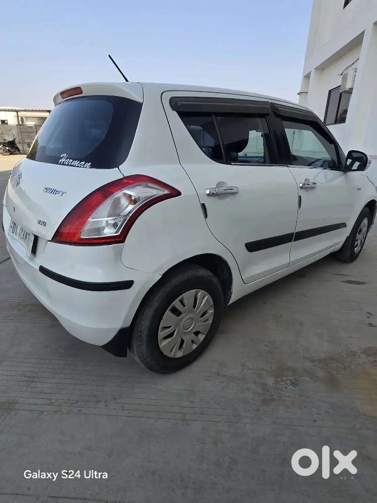 Maruti Suzuki Swift 2011 Cng & Hybrids 66150 Km Driven