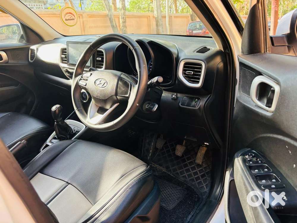 Hyundai Venue, 2022, Cng & Hybrids