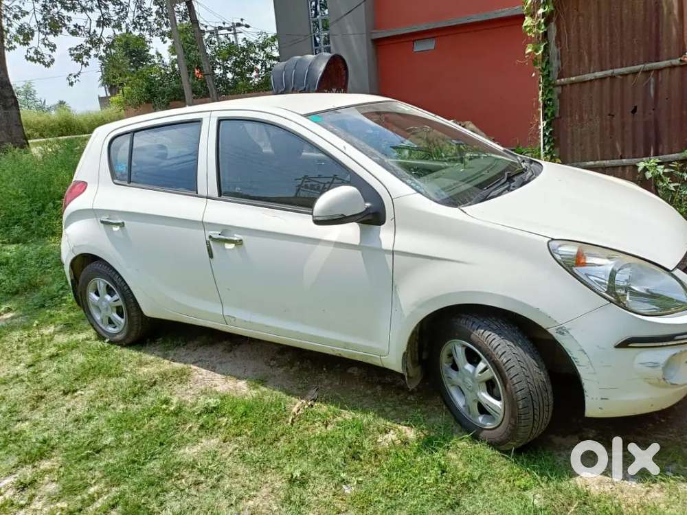 Hyundai New I20 2012 Petrol 78000 Km Driven