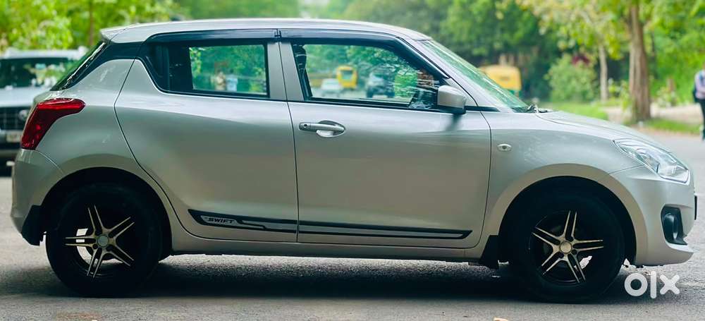 Maruti Suzuki Swift 1.2 Lxi (o), 2021, Petrol