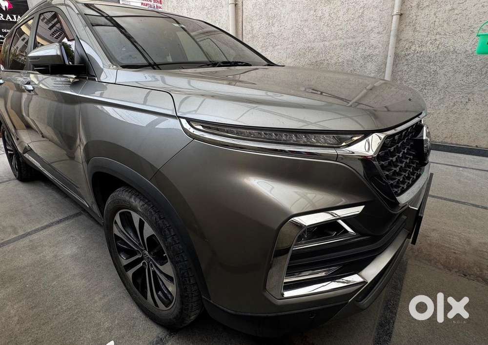 Mg Hector 1.5 Mt Hybrid Sharp – Aurora Silver