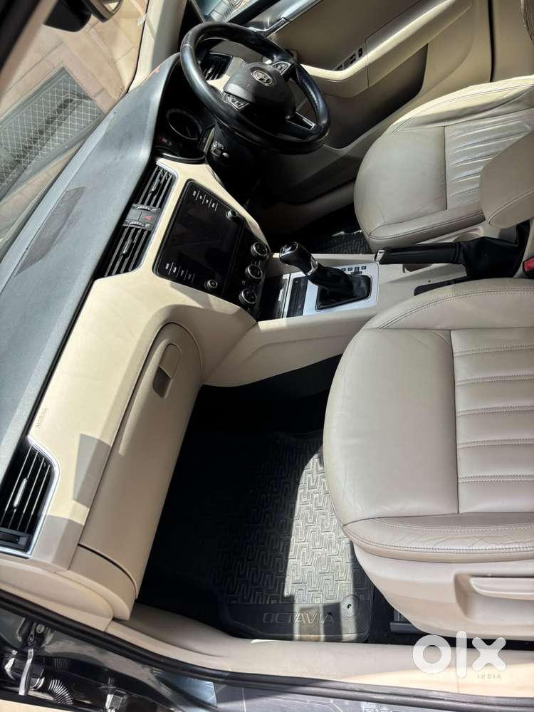 Skoda Octavia 1.8 Tsi At Style, 2018, Petrol