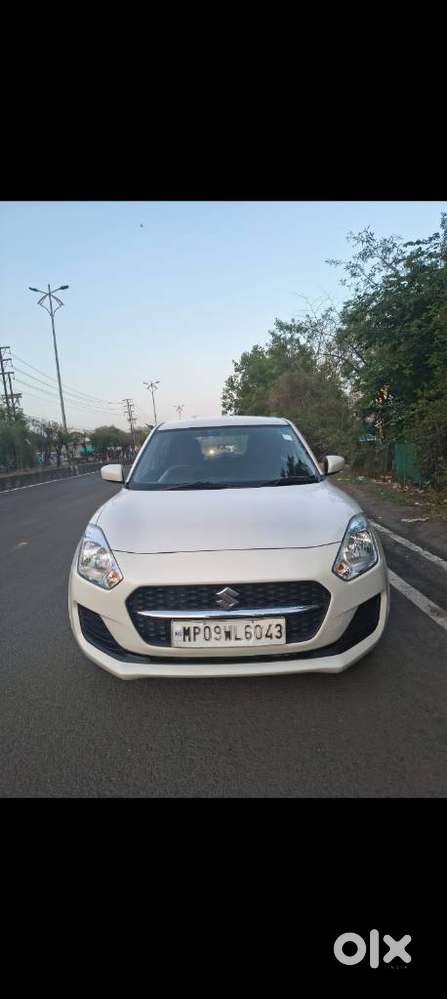 Maruti Suzuki Swift 1.3 Lxi, 2022, Petrol
