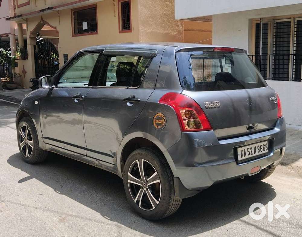 Maruti Suzuki Swift Vxi + Manual, 2010, Petrol