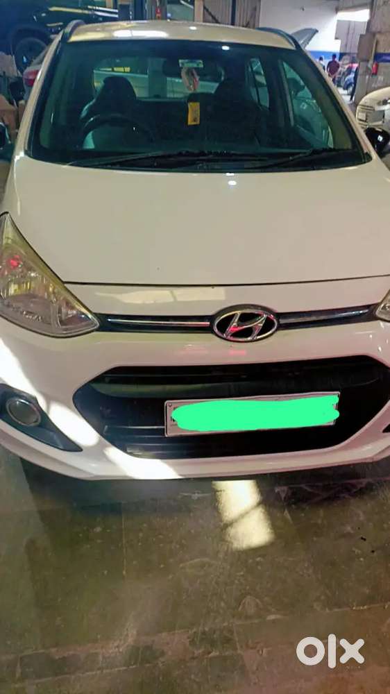 Hyundai Grand I10 Sportz 2015
