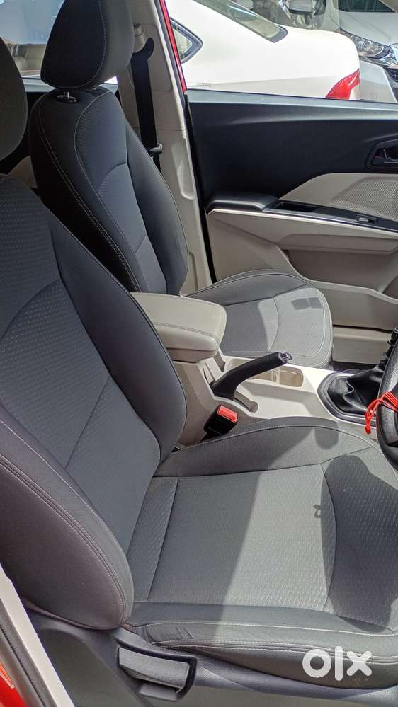Mahindra Xuv300 W6, 2019, Petrol