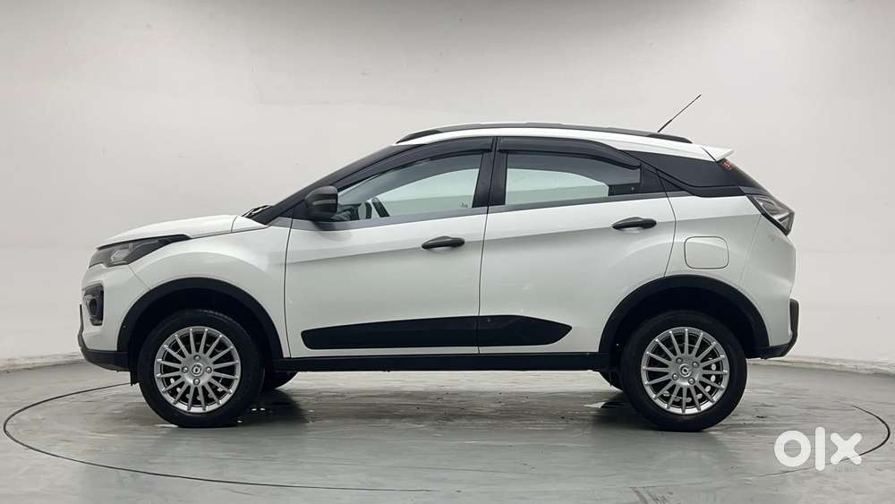 Tata Nexon 1.2 Revotron Xm (s), 2021, Petrol