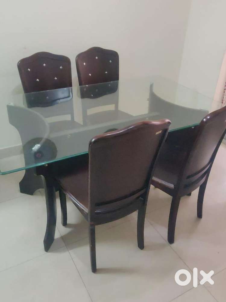 Wooden 4 Seater Dining Table in India, Free classifieds in India | OLX