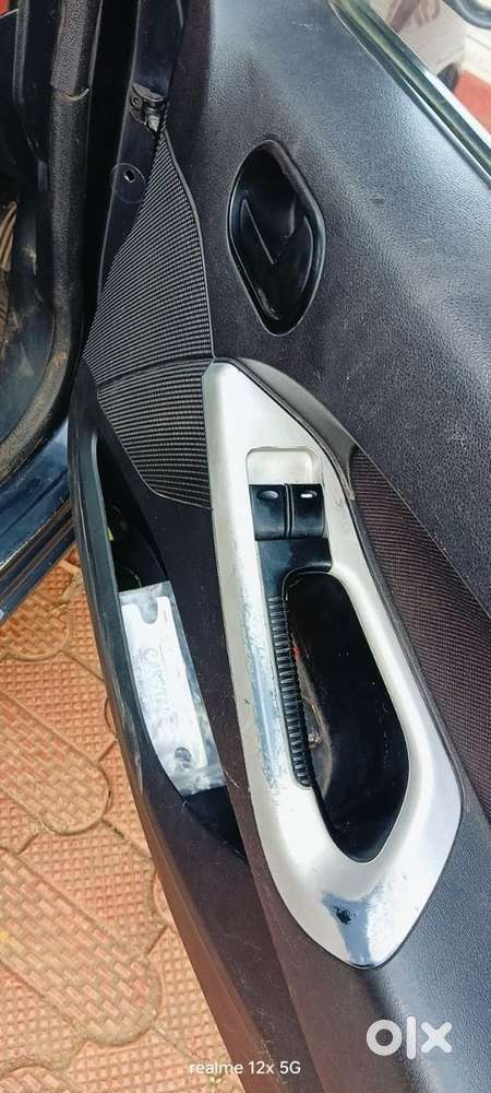 Ford Figo Petrol 2010