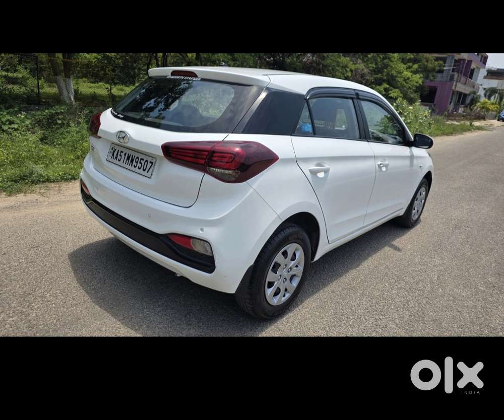 Hyundai I20 Magna 1.2 Mt, 2019, Petrol