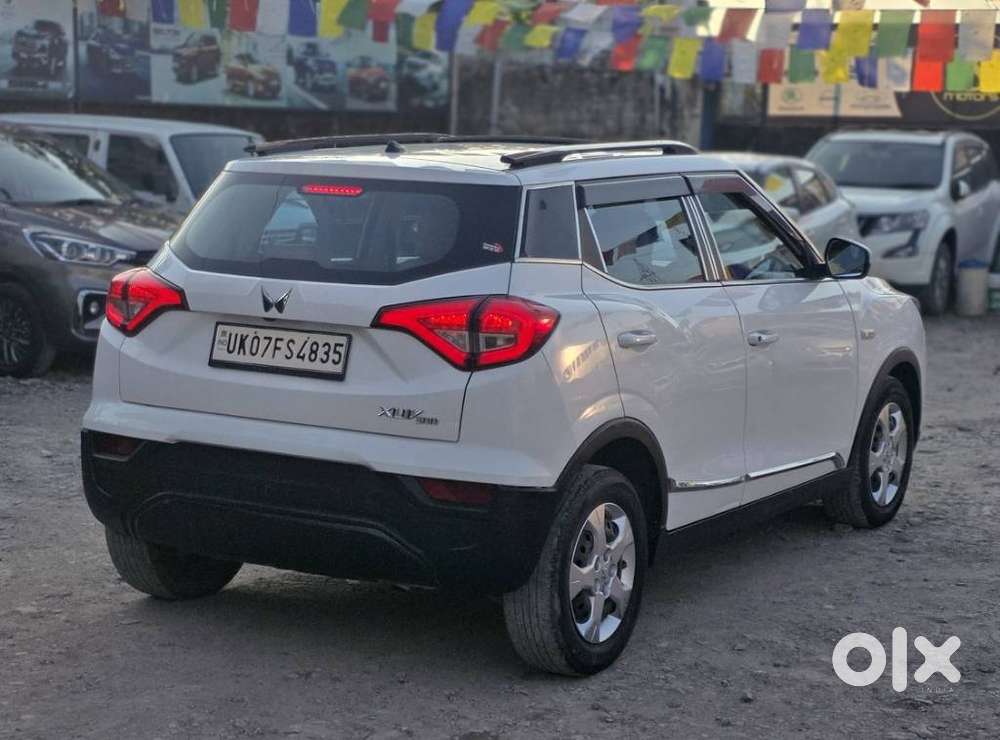 Mahindra Xuv300 W6, 2024, Petrol