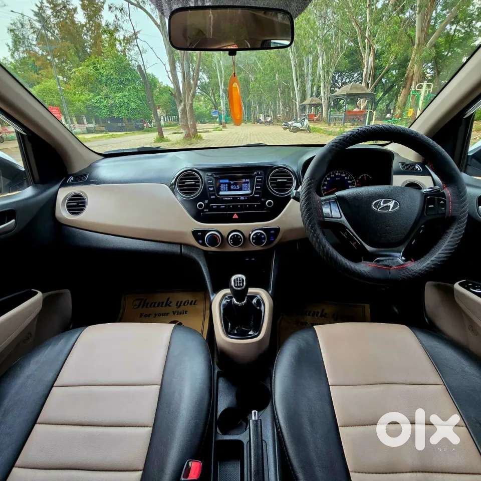 Mahindra Tuv 300 Mhawk100 T8 Dual Tone, 2017, Diesel