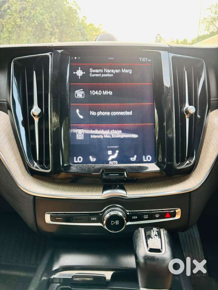 Volvo Xc60 D5 Awd Automatic, 2021, Diesel