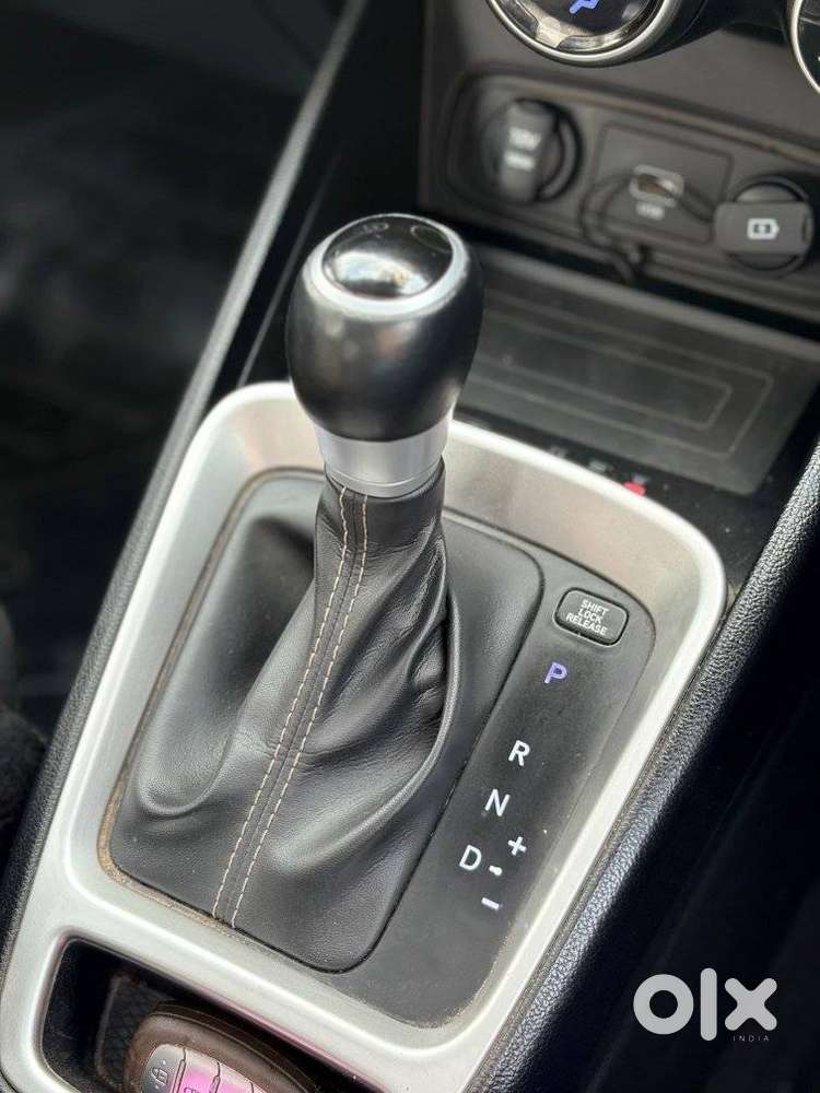 Hyundai Venue Sx Plus Turbo Dct, 2021, Petrol