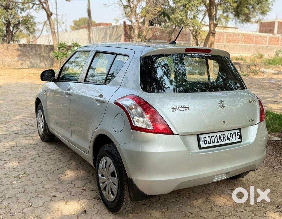 Maruti Suzuki Swift Lxi Optional-o, 2012, Petrol