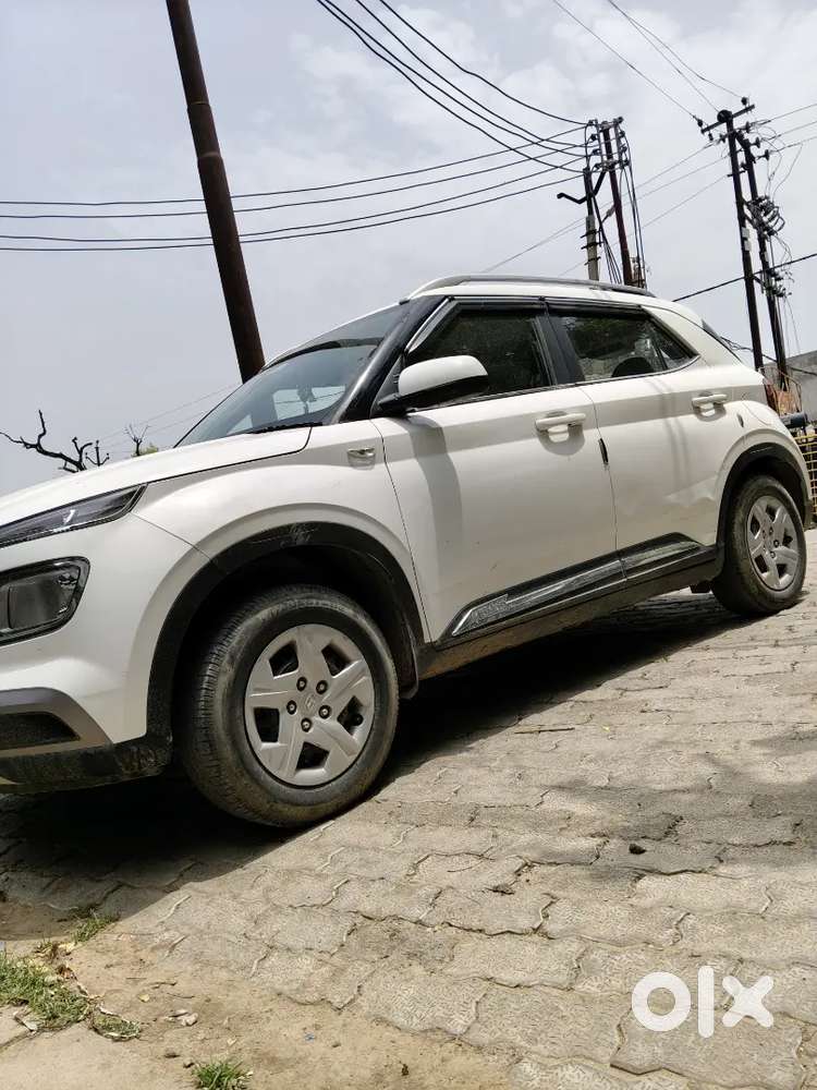 Hyundai Venue 2020 Petrol Good Condition