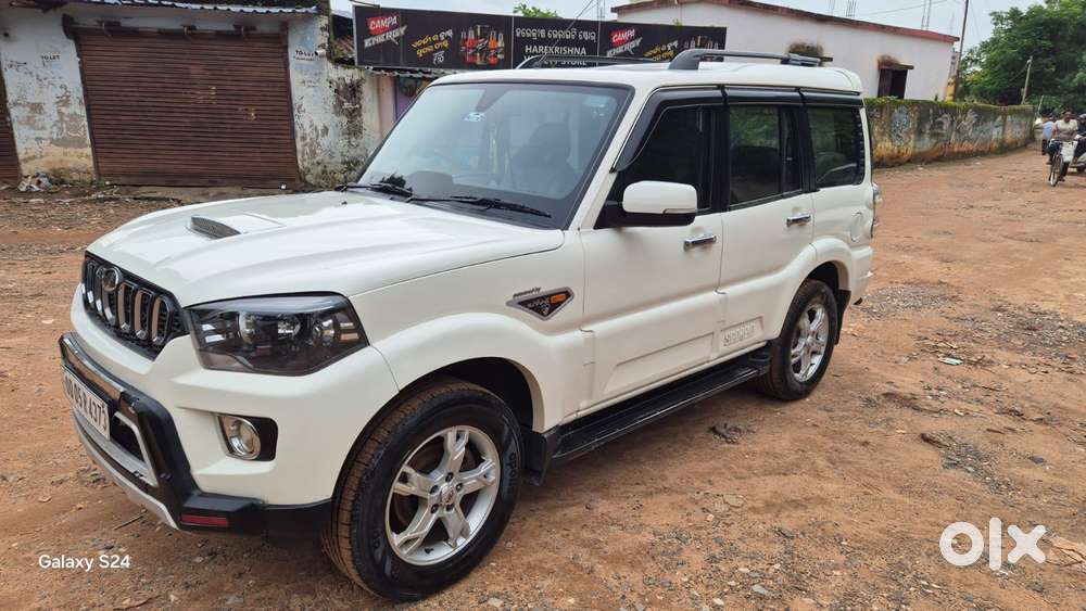Mahindra Scorpio S10 7 Seater, 2015, Diesel