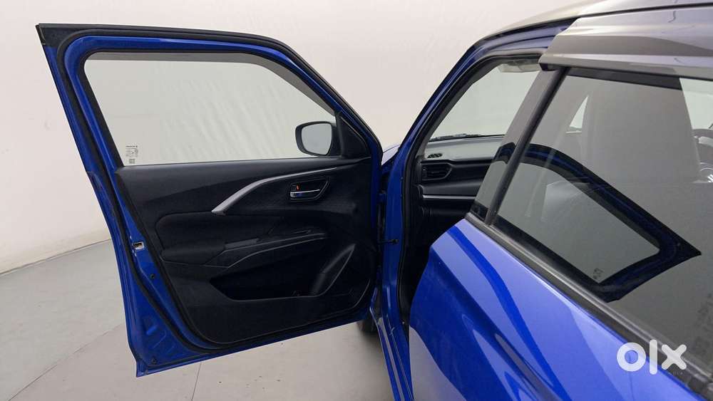 Maruti Suzuki Swift Zxi Plus Dual Tone, 2024, Petrol
