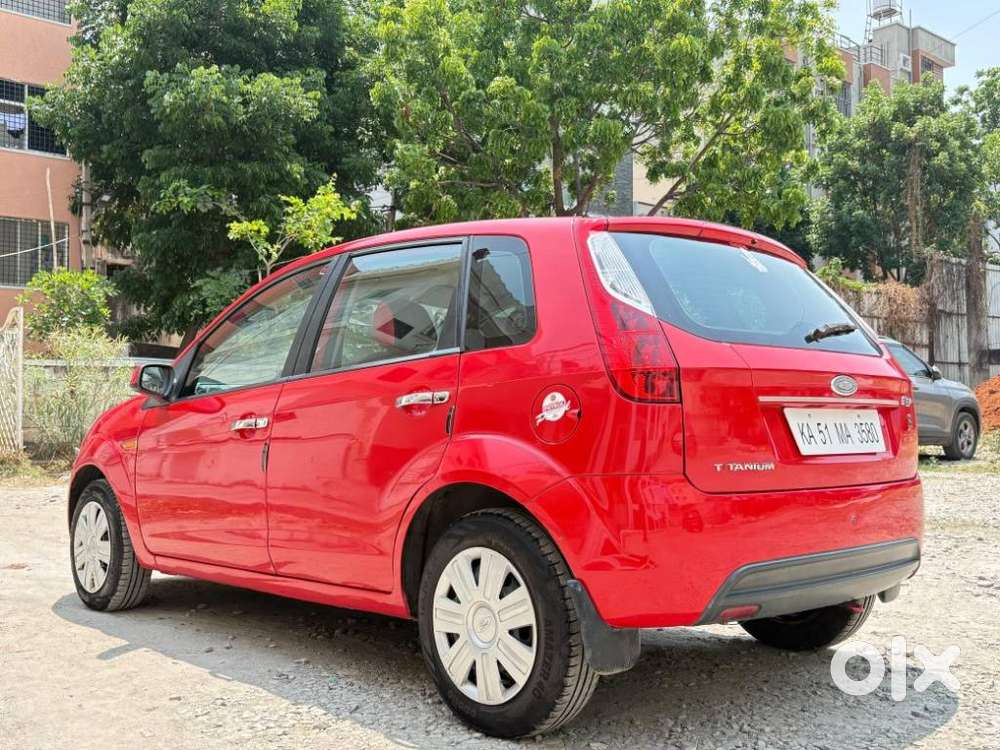 Ford Figo 1.2p Titanium Mt, 2010, Petrol