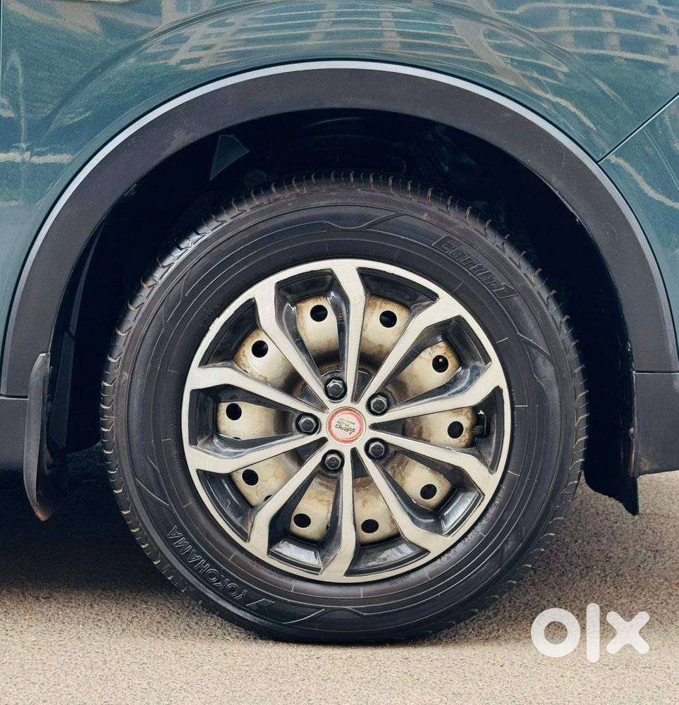 Mahindra Xuv300 W4 Diesel, 2023, Diesel