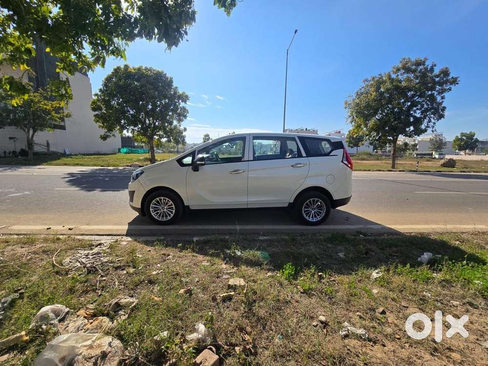 Mahindra Marazzo 2018 Diesel Well Maintained