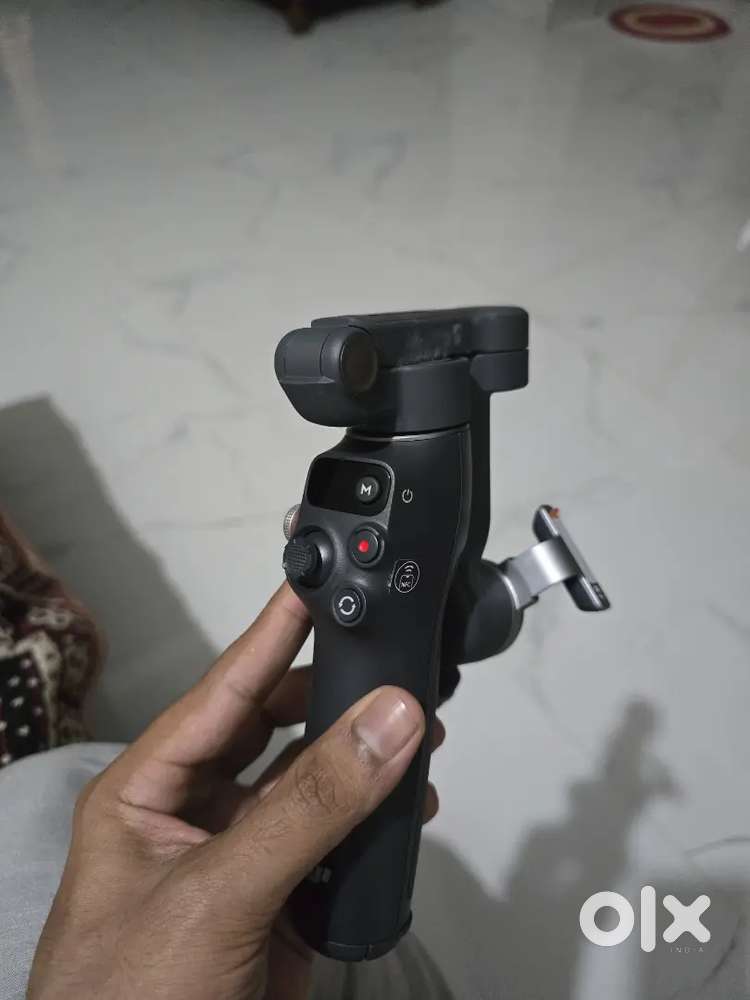 New Dji osmo mobile 8 for sale (unused)