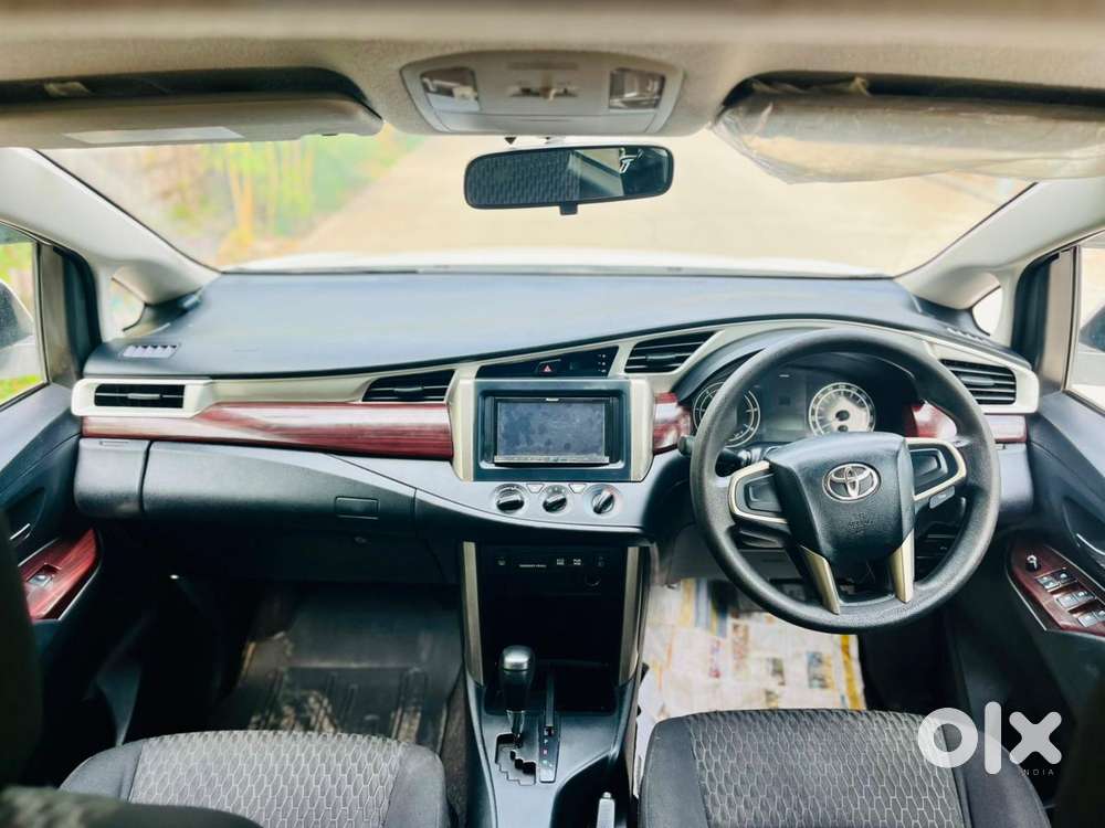Toyota Innova Crysta 2.8 Gx At, 2016, Diesel