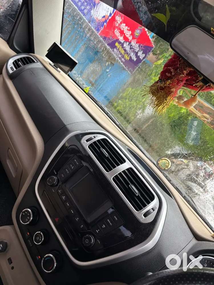 Mahindra Tuv 300 2017 Well Maintained Doctor Owned Car