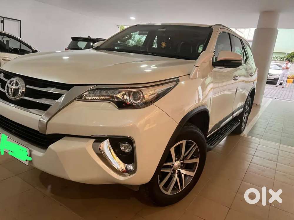 Toyota Fortuner 2019 Diesel 220000 Km Driven