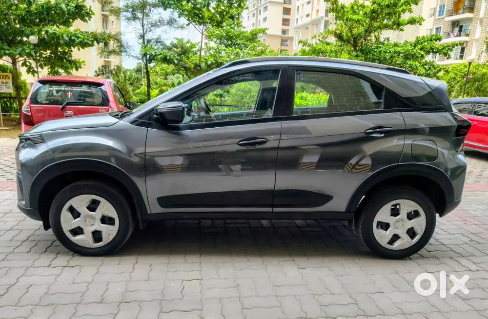 Tata Nexon 2023 Petrol Revotron