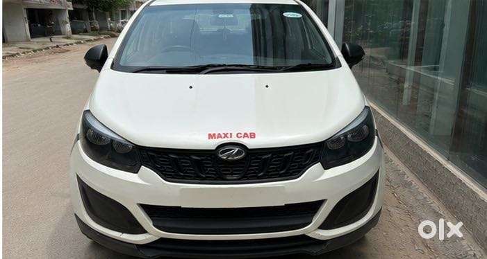 Mahindra Marazzo M2 8str, 2023, Diesel