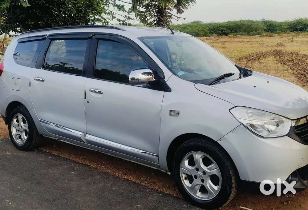 Renault Lodgy 2016 Petrol 95000 Km Driven