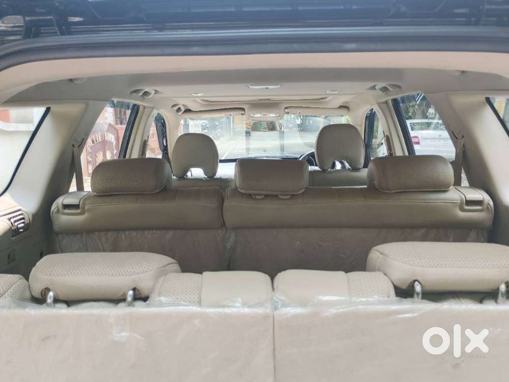 Mahindra Xuv500 At W10 Fwd, 2016, Diesel