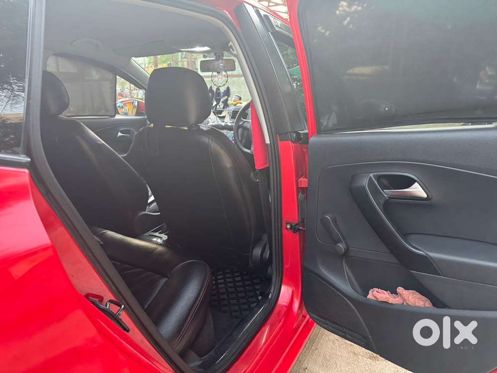 Volkswagen Polo 2016 Car