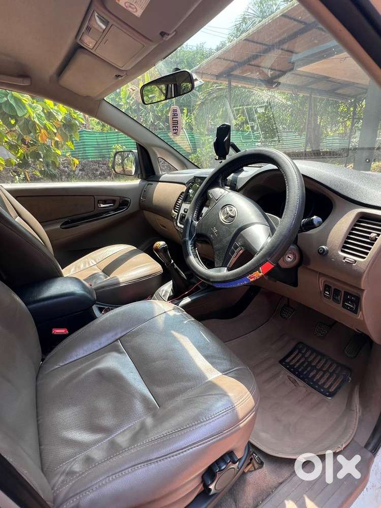 Toyota Innova 2015 Diesel Well Maintained