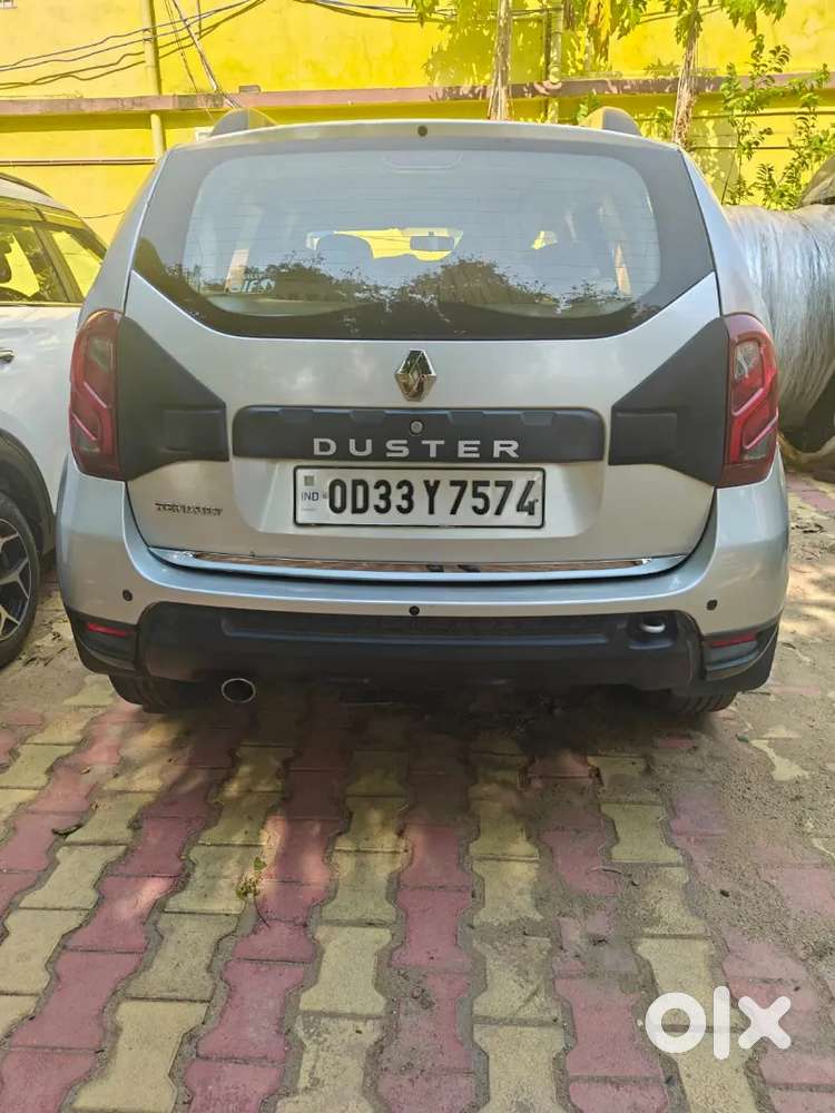 Renault Duster 2019 Petrol Manual Silver Colour