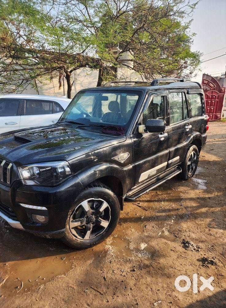 Mahindra Scorpio Classic 2.2 S Mt 7 Str, 2023, Diesel