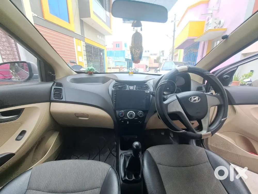 Hyundai Eon 0.8 Sportz 2012 Model
