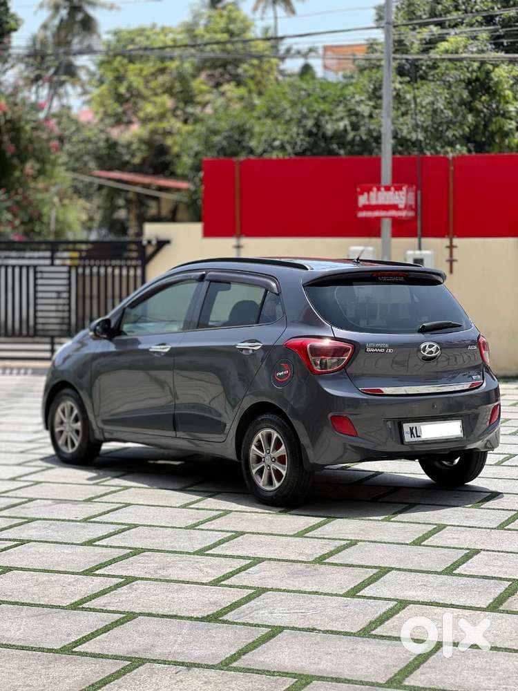 Hyundai Grand I10 Asta Option, 2016, Petrol