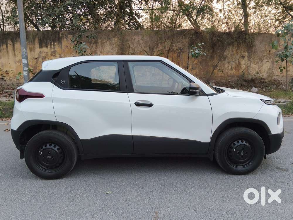 Tata Punch Pure Icng, 2024, Petrol