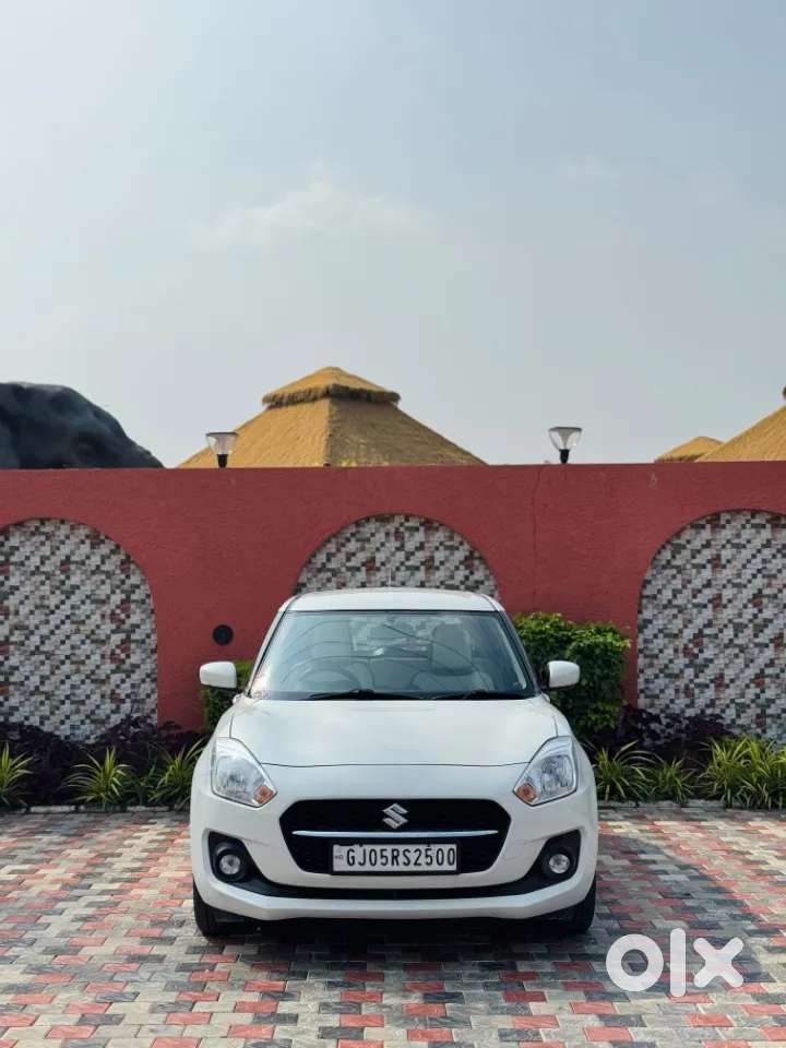 Maruti Suzuki Swift 1.3 Zxi, 2022, Petrol