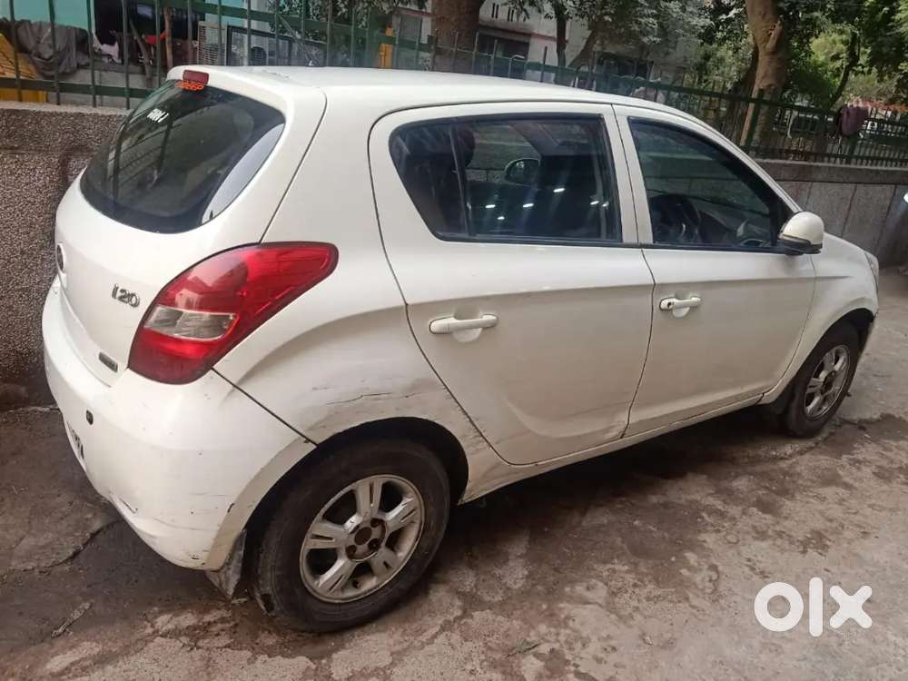 Hyundai I20 2012 Cng & Hybrids 130000 Km Driven  With Alowell