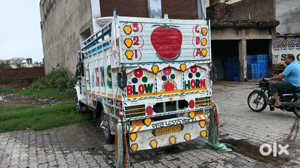 Mahindra Bolero Neo 2018