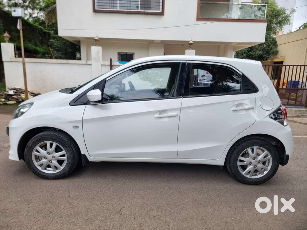 Honda Brio V Automatic, 2014, Petrol