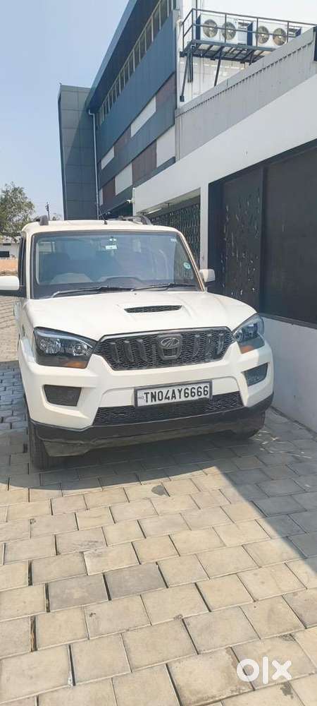 Mahindra Diesel 2017 Car