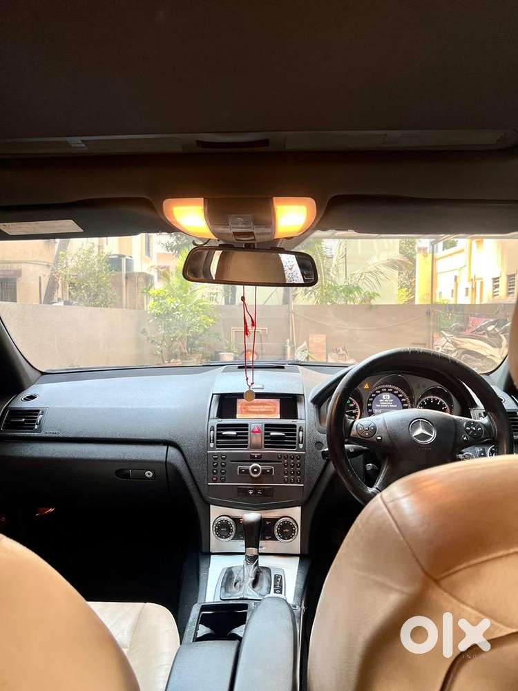 Mercedes-benz C-class 2011 Petrol 70000 Km Driven