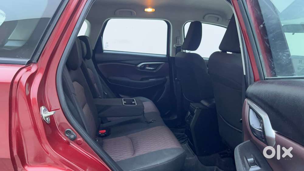 Maruti Suzuki Grand Vitara 1.5 Alpha Smart Hybrid At, 2024, Petrol