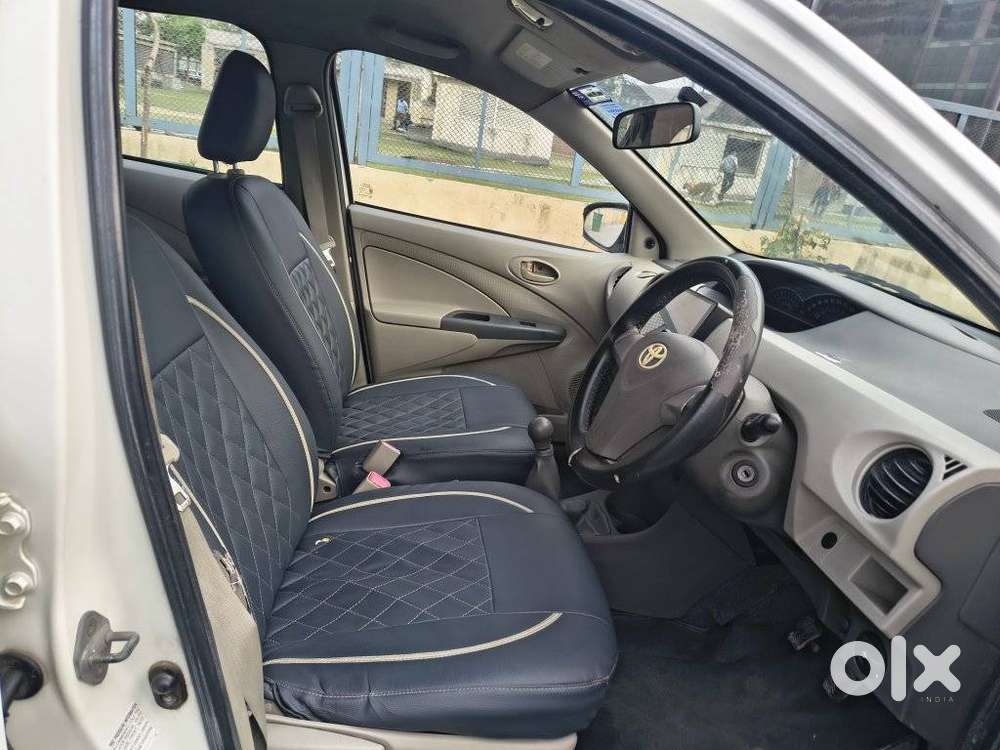 Toyota Etios G Exclusive, 2016, Petrol