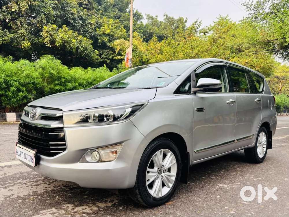 Toyota Innova Crysta 2.8 Zx At 7 Seater, 2017, Diesel